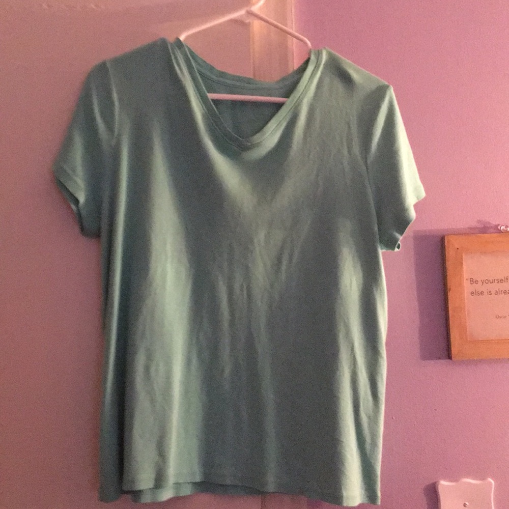 A short sleeved shirt